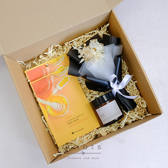 Glowing Midnight (Gift Box)