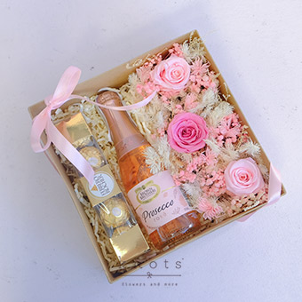 Celler Chic (Gift Box)