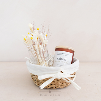 Sweet Caramel (Dried Flowers & Candle)