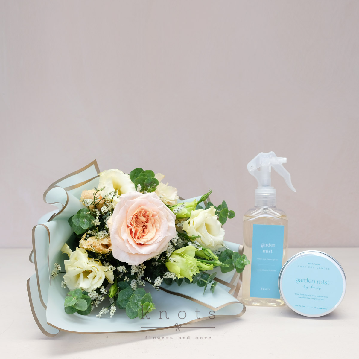 Marin (Peach Pink Ecuadorian Rose Bouquet with Candle & Room Spray) 