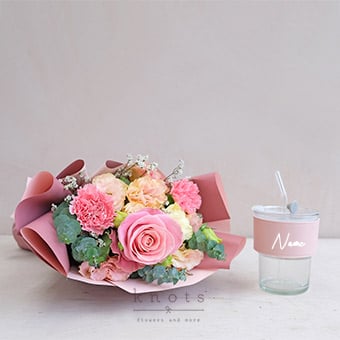 Sip’n Love (Pink Ecuadorian Rose Bouquet w/ Cup)