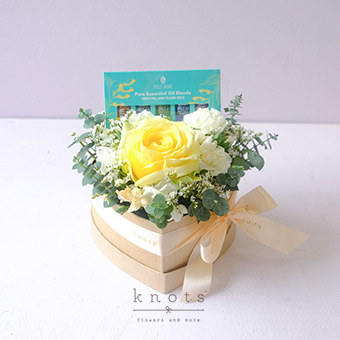 Fragrant Wonderland (Yellow Rose Arrangement with Essential Oils)