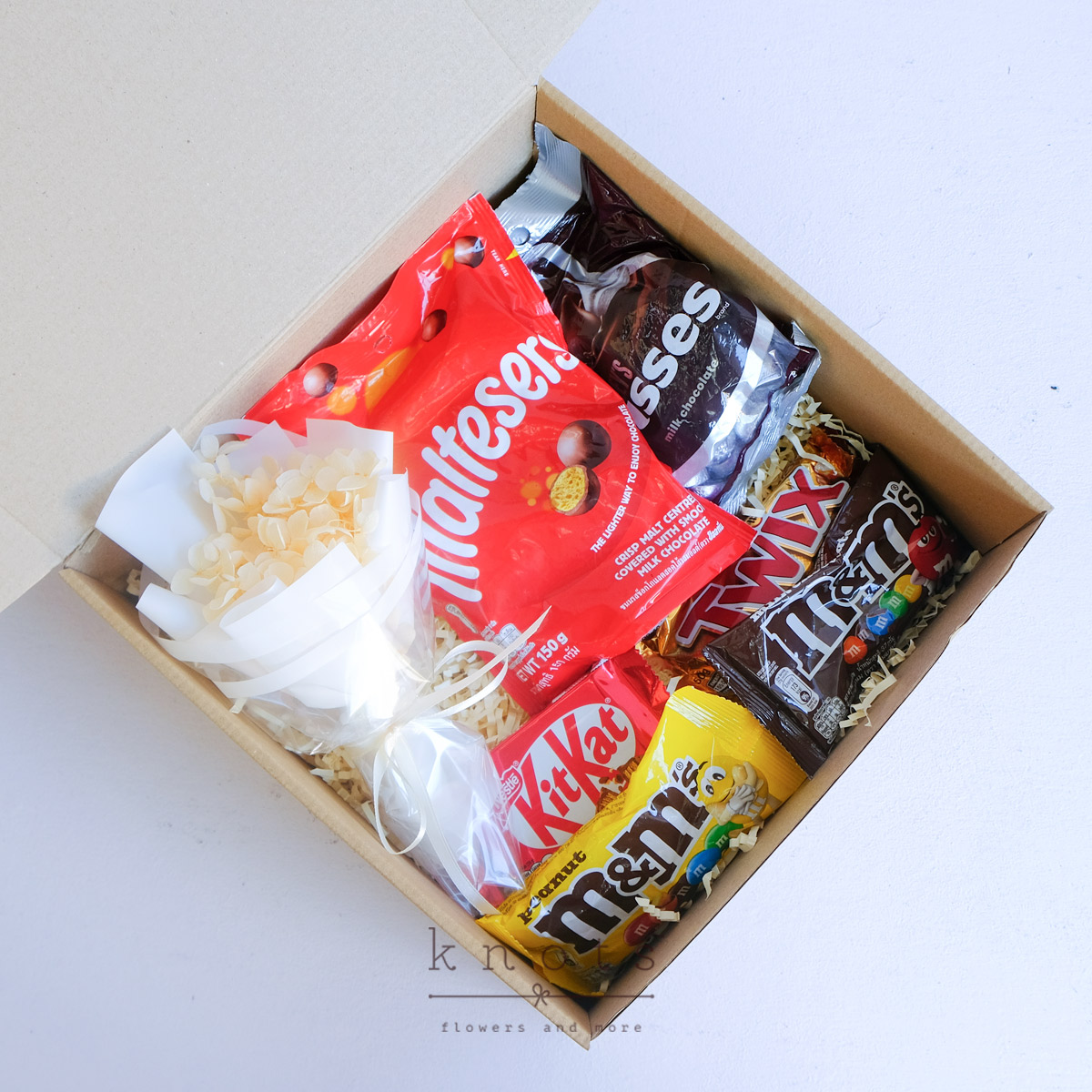 Sweetness Overload (Chocolate & Flower Gift Box)
