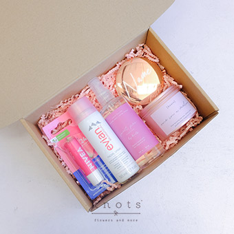 Enchanting Escape (Gift Box)