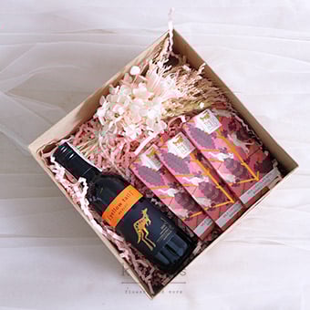 Bubbly Taste (Wine & Chocolates)