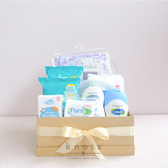 Baby Steps (Newborn Gift Hamper)