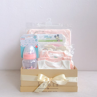 Minnie Me (Newborn Gift Hamper)