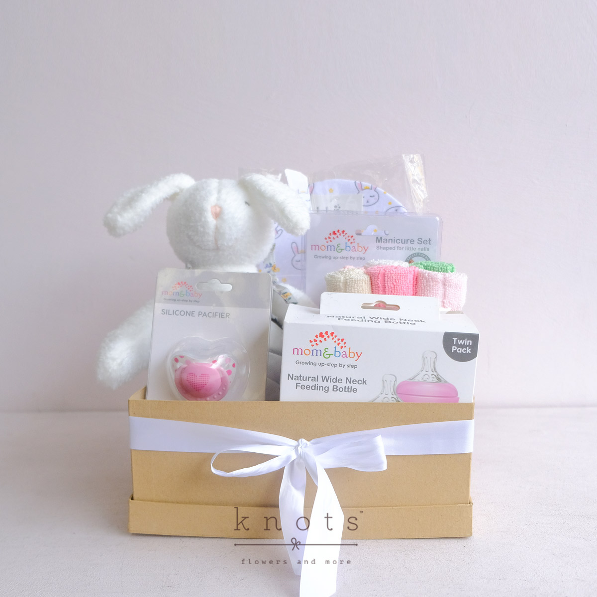 Teeny-Weeny (Newborn Gift Hamper)