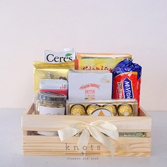  Cozy Corner (Gift Hamper)