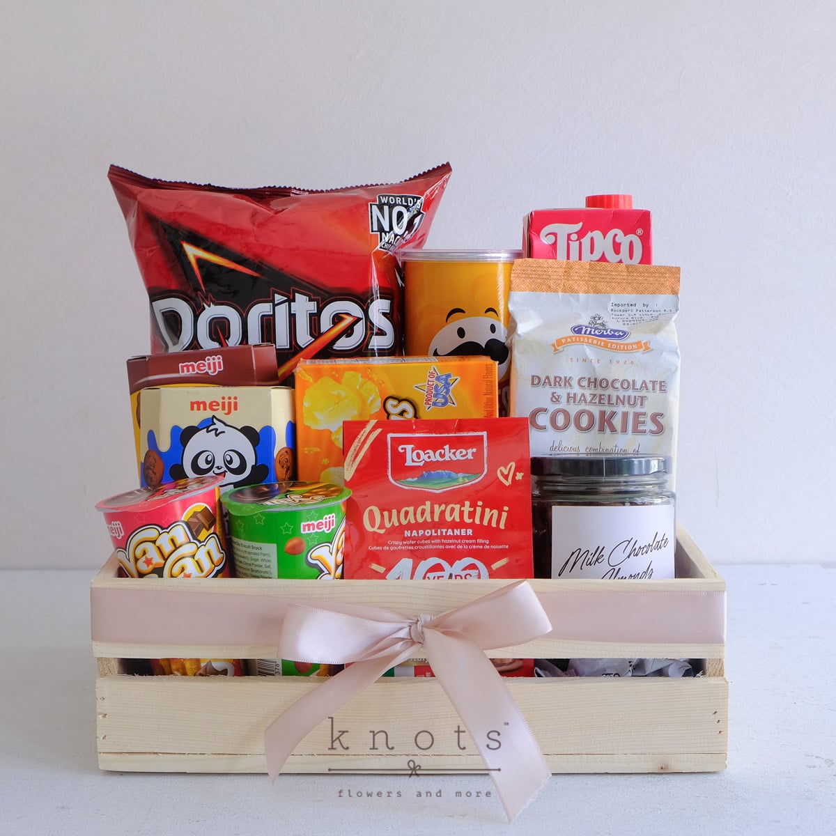 Hamper Haven (Gift Hamper)