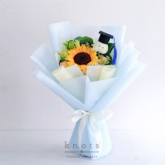 Blooming Achiever (Sunflower Graduation Bouquet)