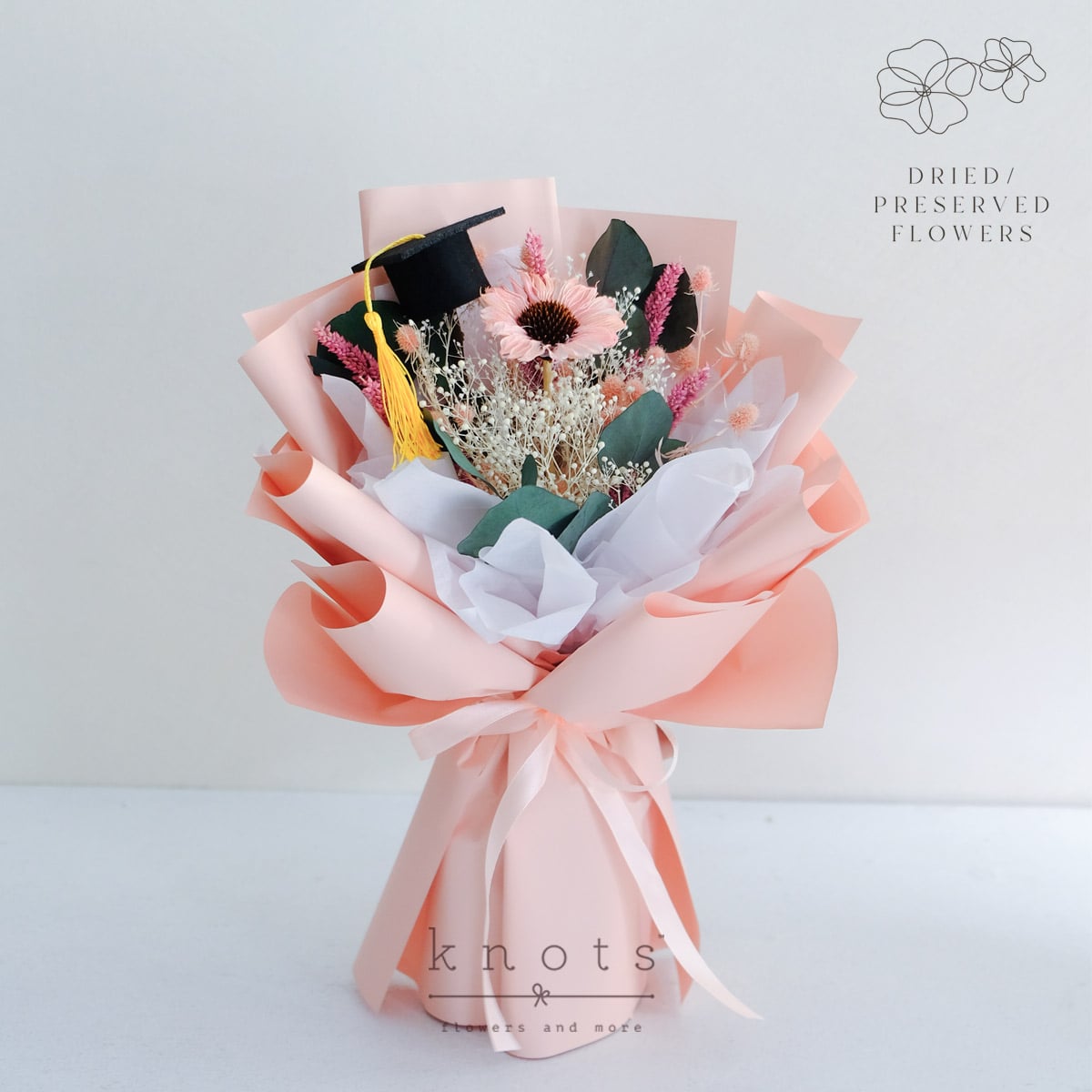 Cap & Tassel (Dried flower Bouquet)
