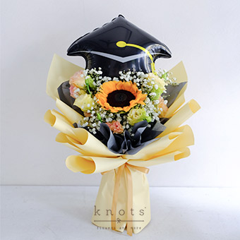 Tassel Triumph (Sunflower Bouquet with Graduation Balloon)