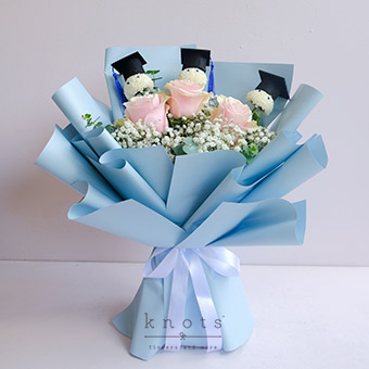 Achiever’s Bash (Pink Ecuadorian Roses Graduation Bouquet)