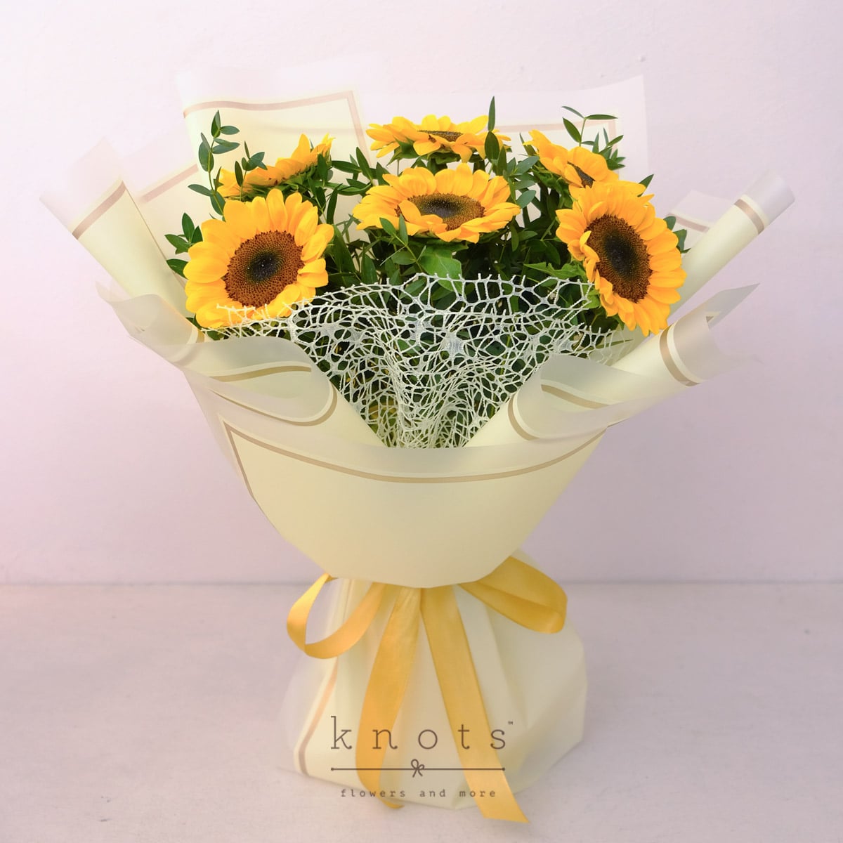 Charming Smiles (6 Sunflower Bouquet)