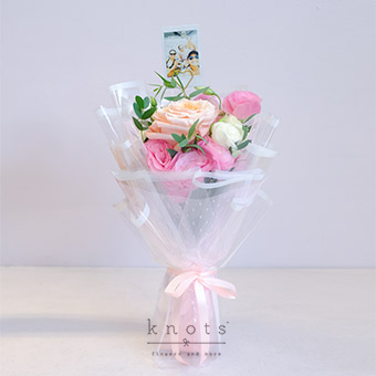 Loving Memory (Pink Ecuadorian Rose Bouquet with Instax Photo)