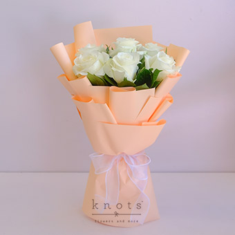 Purest Love (6 White Roses Bouquet)