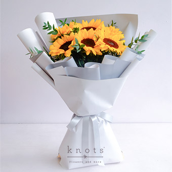 Sweet Loyal (Sunflower Bouquet)