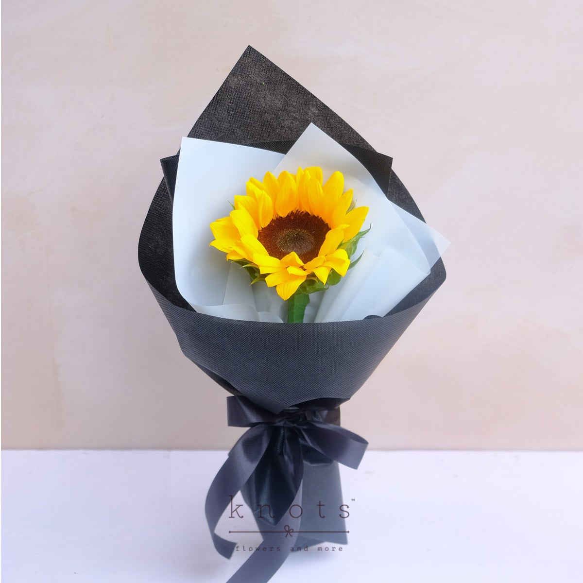 Hello Sunshine (Sunflower Bouquet)