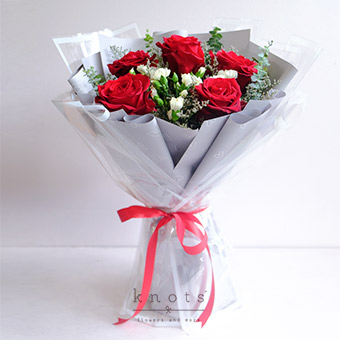 My Greatest Love (6 Red Ecuadorian Roses Bouquet)