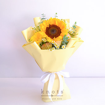 Sunny Side (Sunflower & Rose Bouquet)