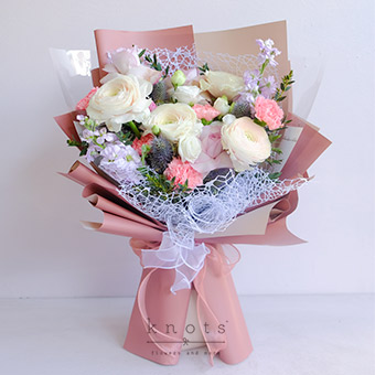 Feel My Love (Mixed Flowers Bouquet)