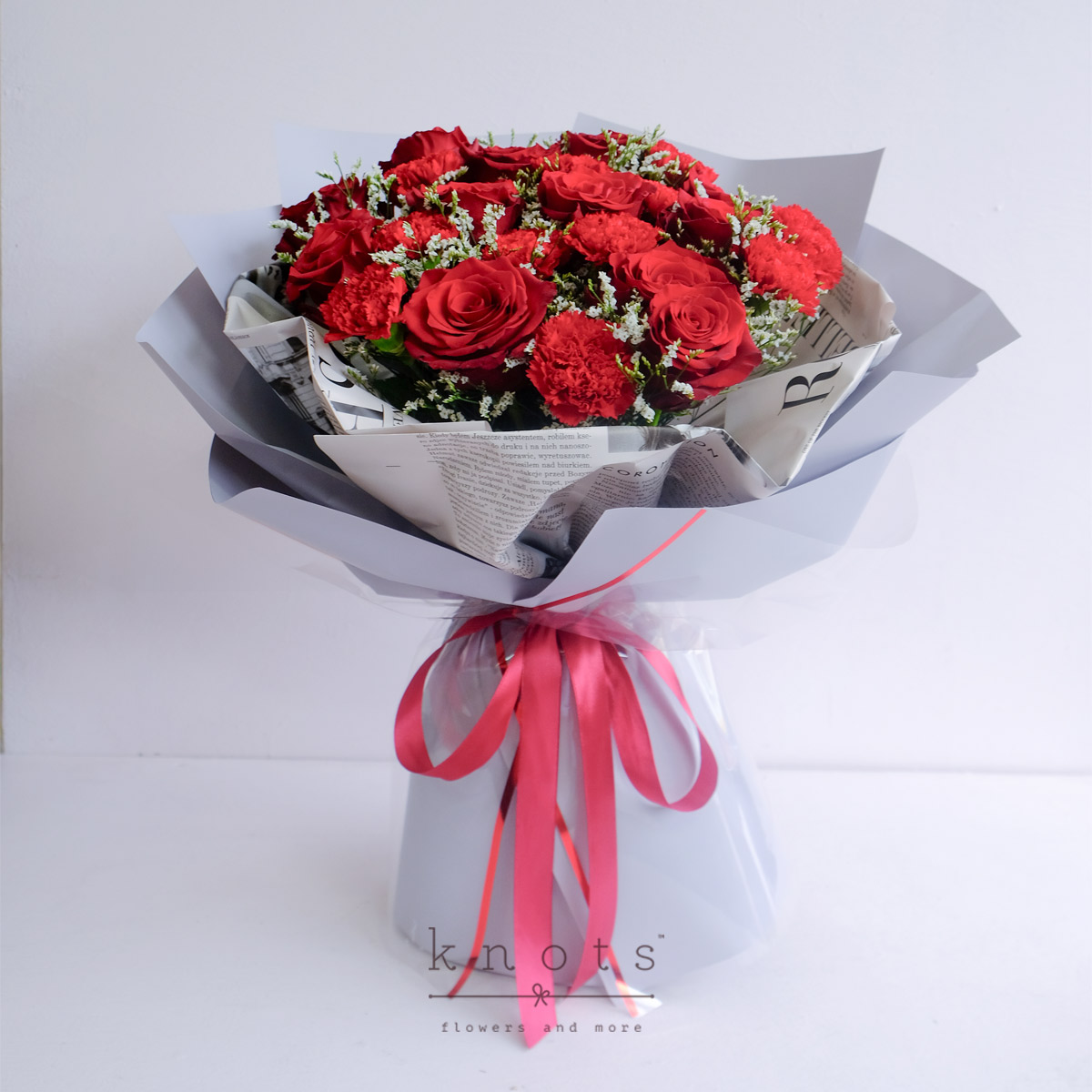True Love (12 Red Ecuadorian Roses Bouquet)