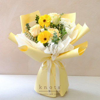 Summer Glow (Peach Roses and Yellow Gerbera Bouquet)