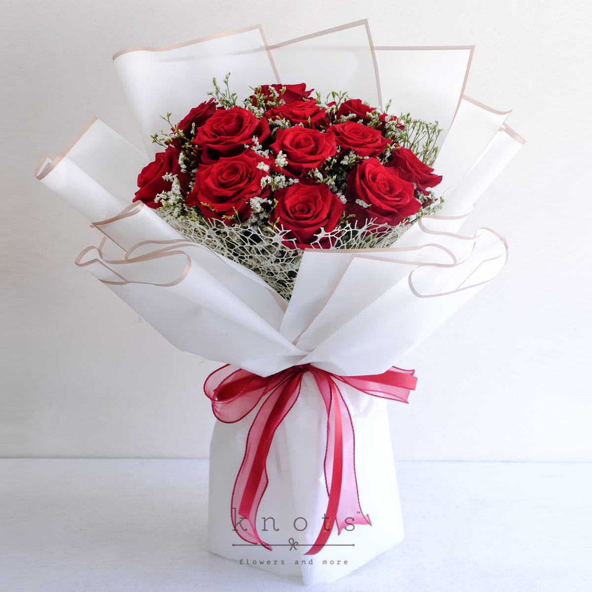 Classic Touch (12 Red Ecuadorian Roses Bouquet)