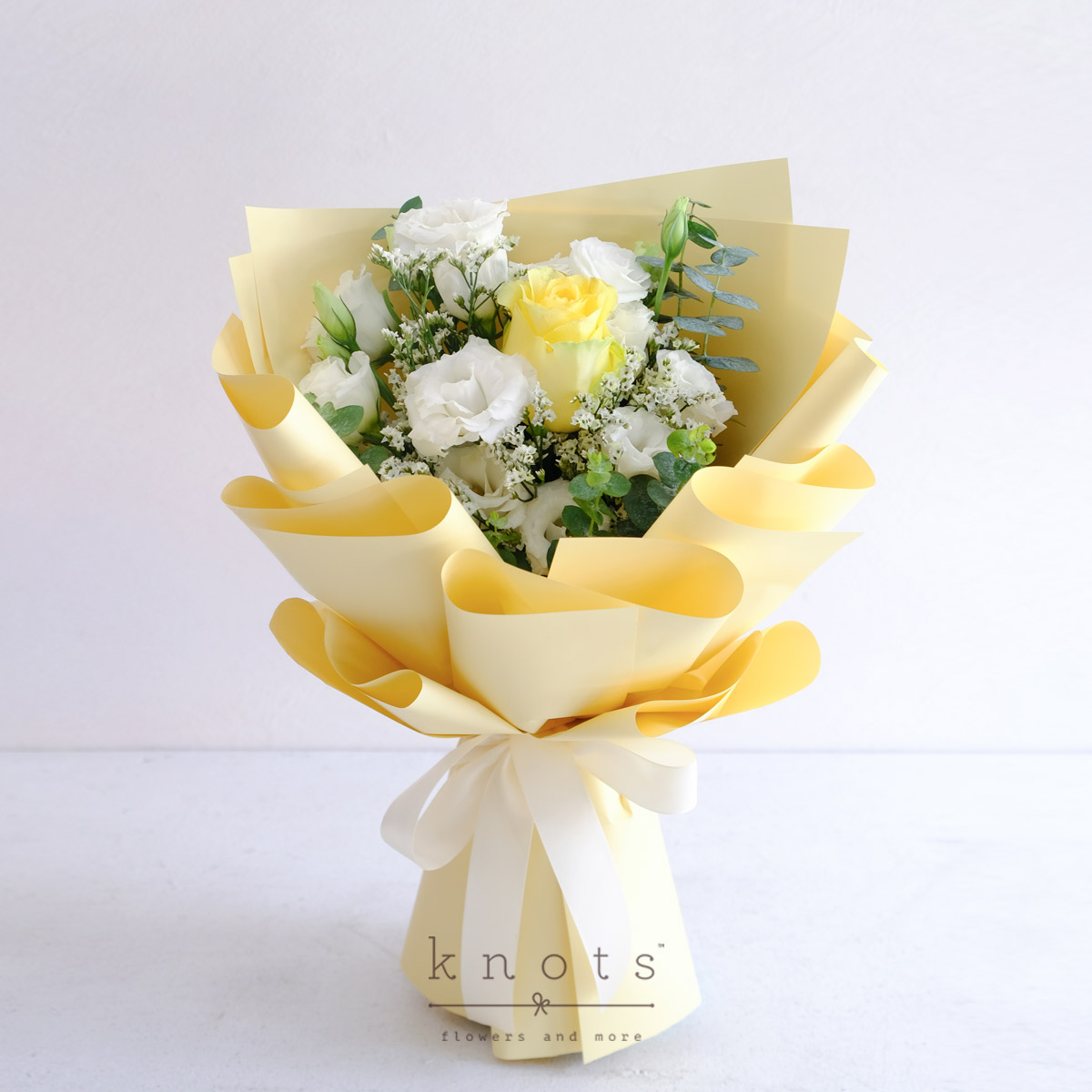 Happy Smiley Blooms (Yellow Rose Bouquet)