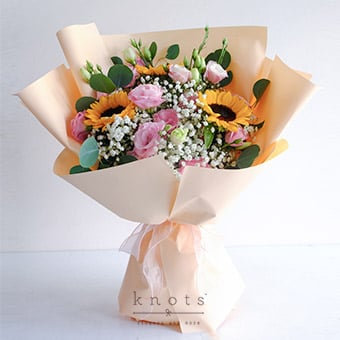 Bubbly (3 Sunflower Bouquet)