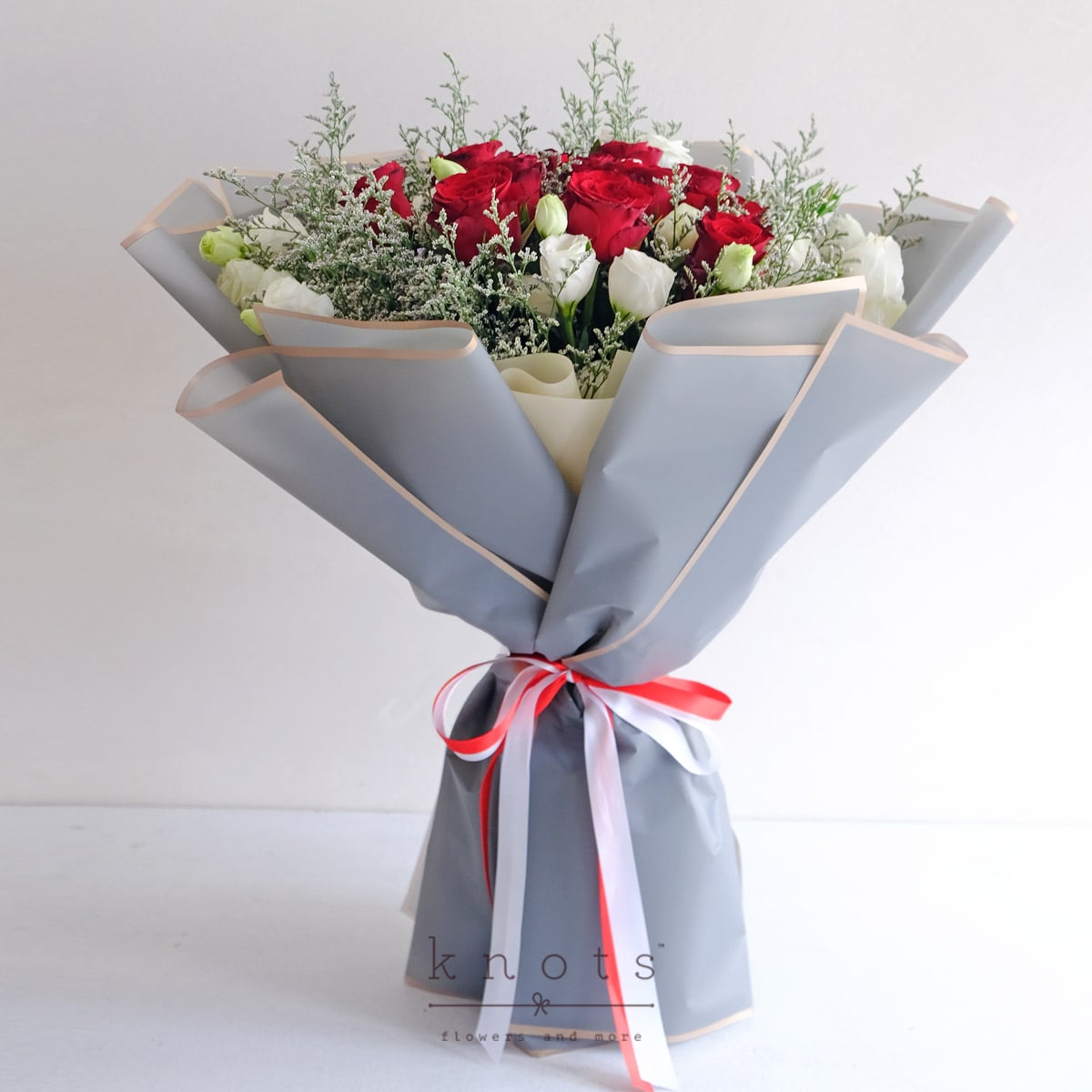 Romantic Dream (12 Red Roses Bouquet)
