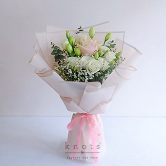 Perfectly You (Pink Ecuadorian Rose Bouquet)
