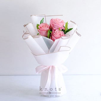 Real Romance (3 Pink Ecuadorian Roses Bouquet)