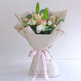 Lovers Paradise (Pink Roses & Lilies Bouquet)