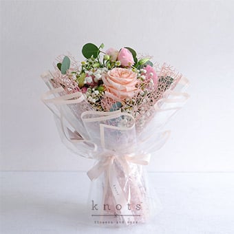 Elize (Pink Ecuadorian Rose Bouquet)