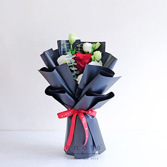 Maisie (Red Ecuadorian Rose Bouquet)