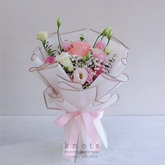 Love Blossom (Pink Ecuadorian Rose Bouquet)