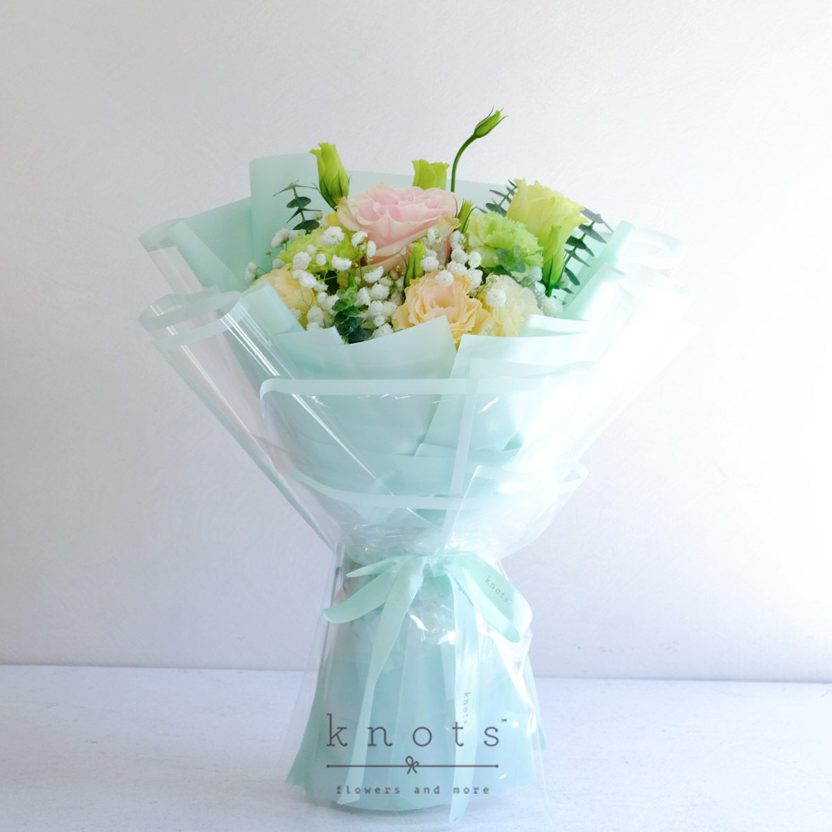 Aquamarine (Pink Ecuadorian Rose Bouquet)