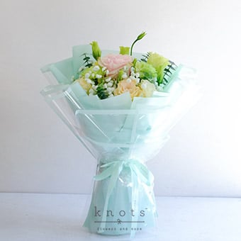 Aquamarine (Pink Ecuadorian Rose Bouquet)