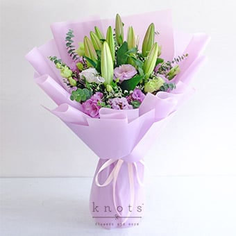 Stargirl (Pink Lilies Bouquet)