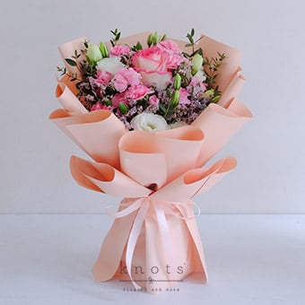 Angelic Grace (Two-Toned Pink Rose Bouquet)