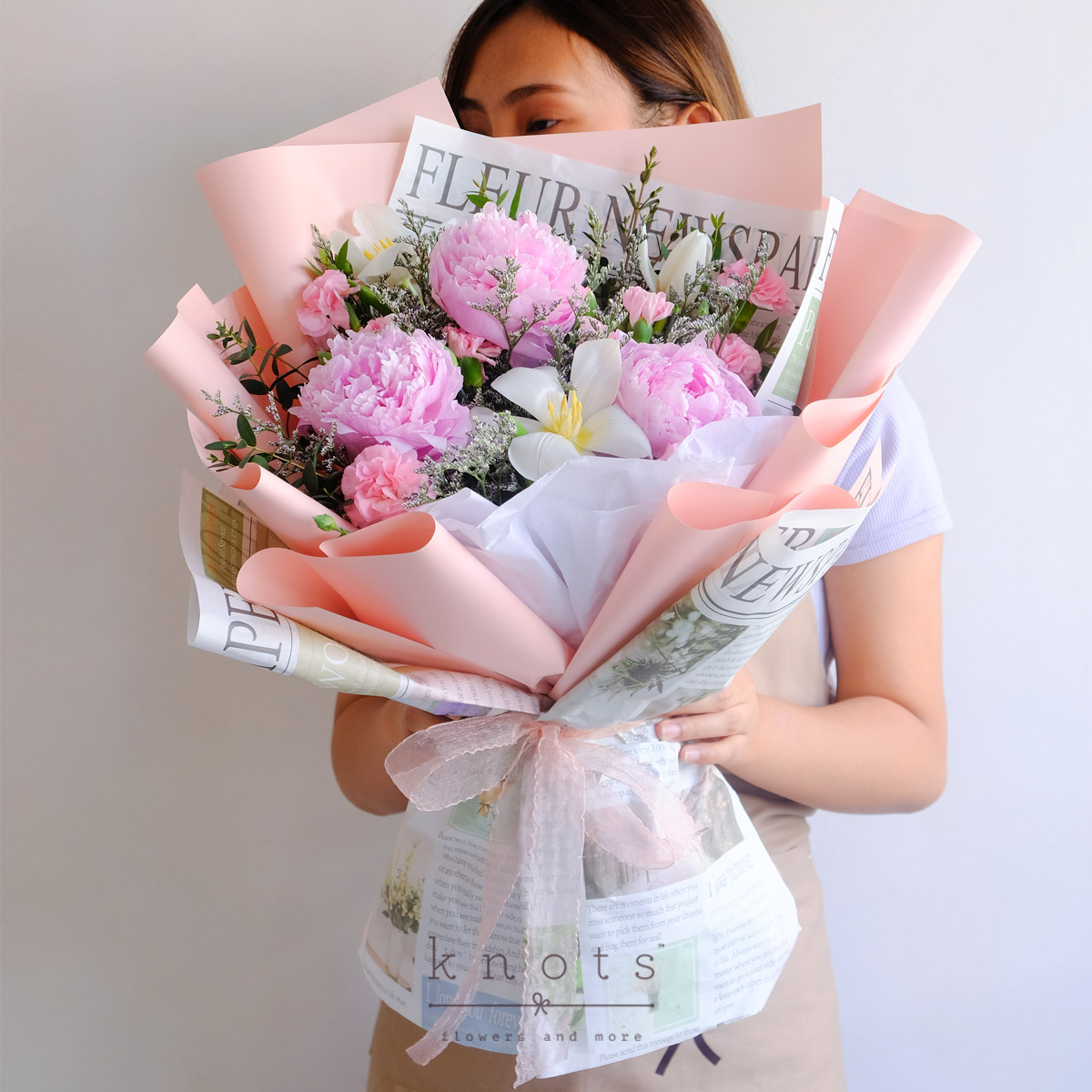 BQ25110-Everlasting-Grace-Peonies-and-Tulips-BouquetB_1200
