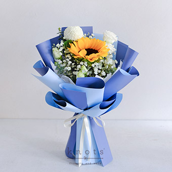 Starry Fields (Sunflower Bouquet)