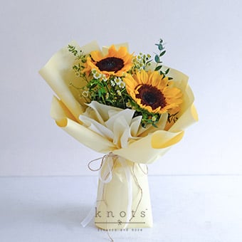 Brighter Days (Sunflower Bouquet)