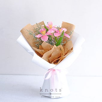 Stellar (Pink Tulips Bouquet)