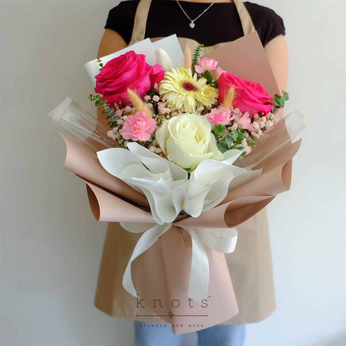 BQ2556-Rosy-Blooms-Fuschia-Roses,-White-Gerbera-and-Tulip-BouquetB_1200