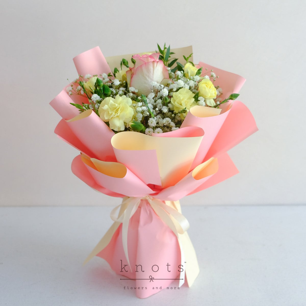Alana (Two-Toned Pink Rose Bouquet)