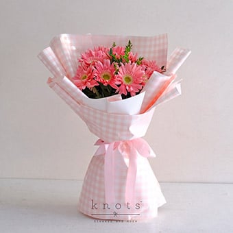 Sweet Confession (10 Pink Gerbera Bouquet)