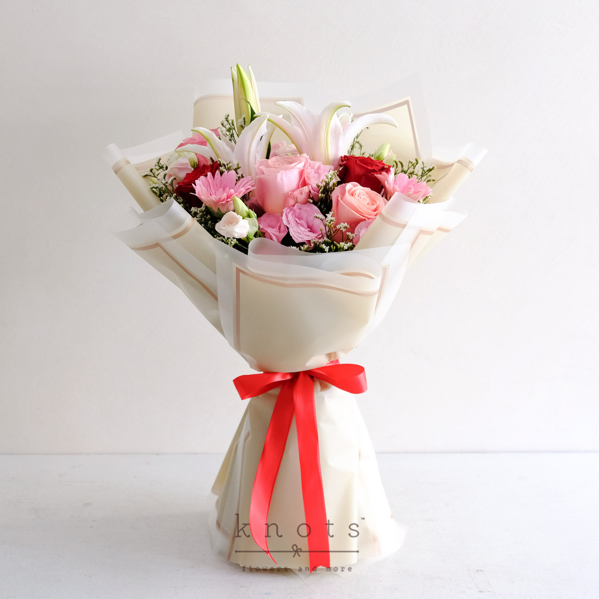 Sweet Serenade (Roses & Gerbera Bouquet)